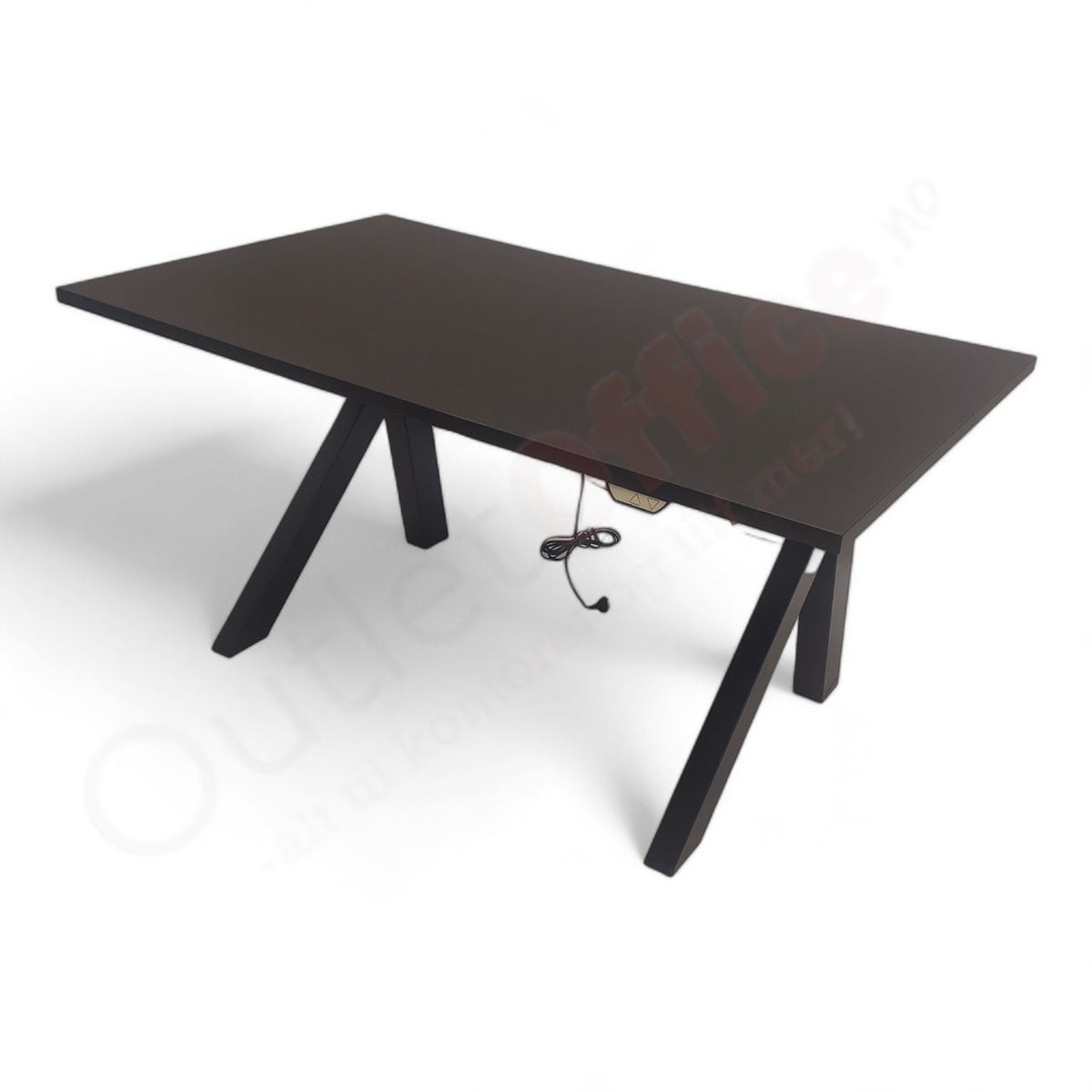 Upcycled skrivebord 140x80cm ny bordplate med brukt ragnars el.