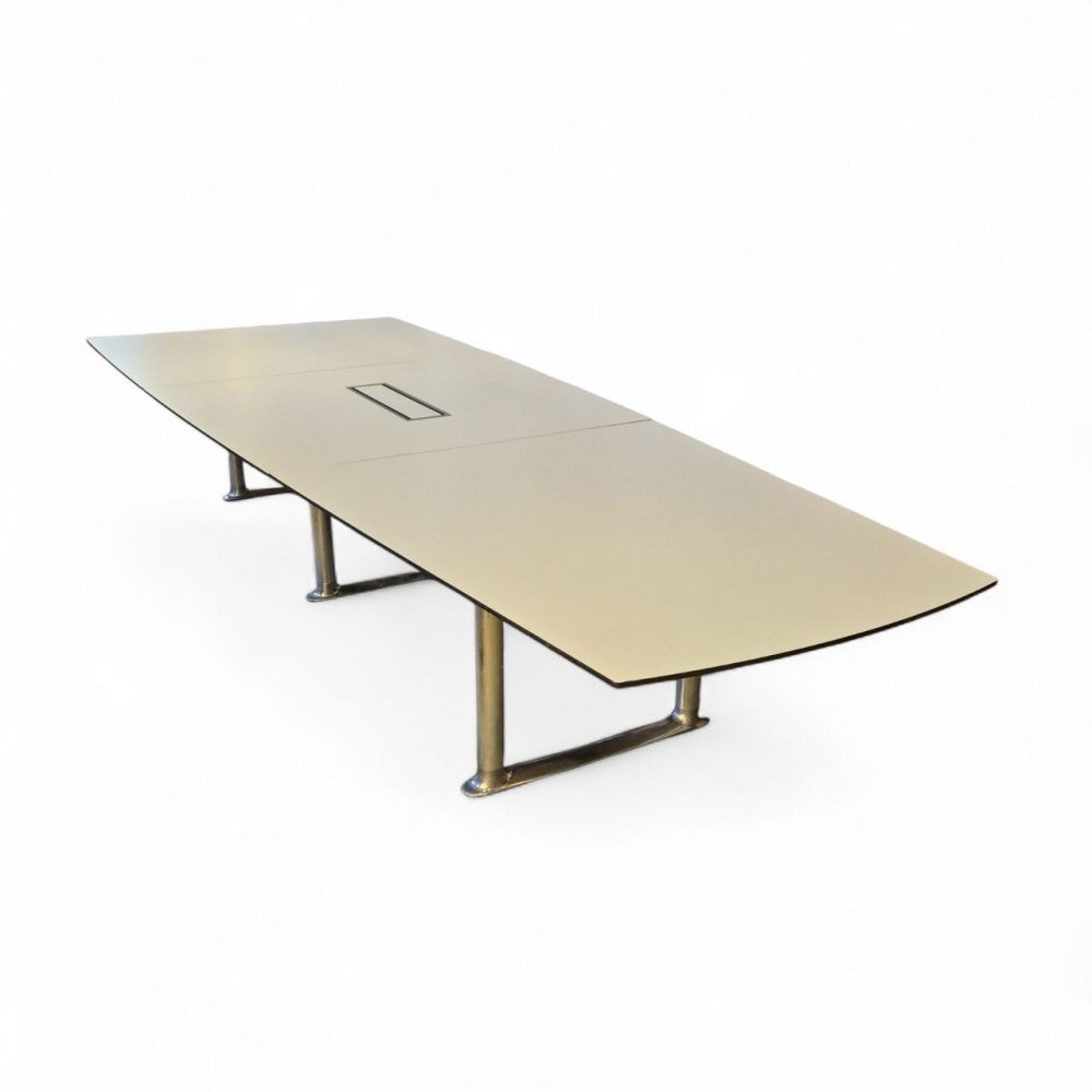 Fora Form Videokonferansebord 426x159/95cm, hvit