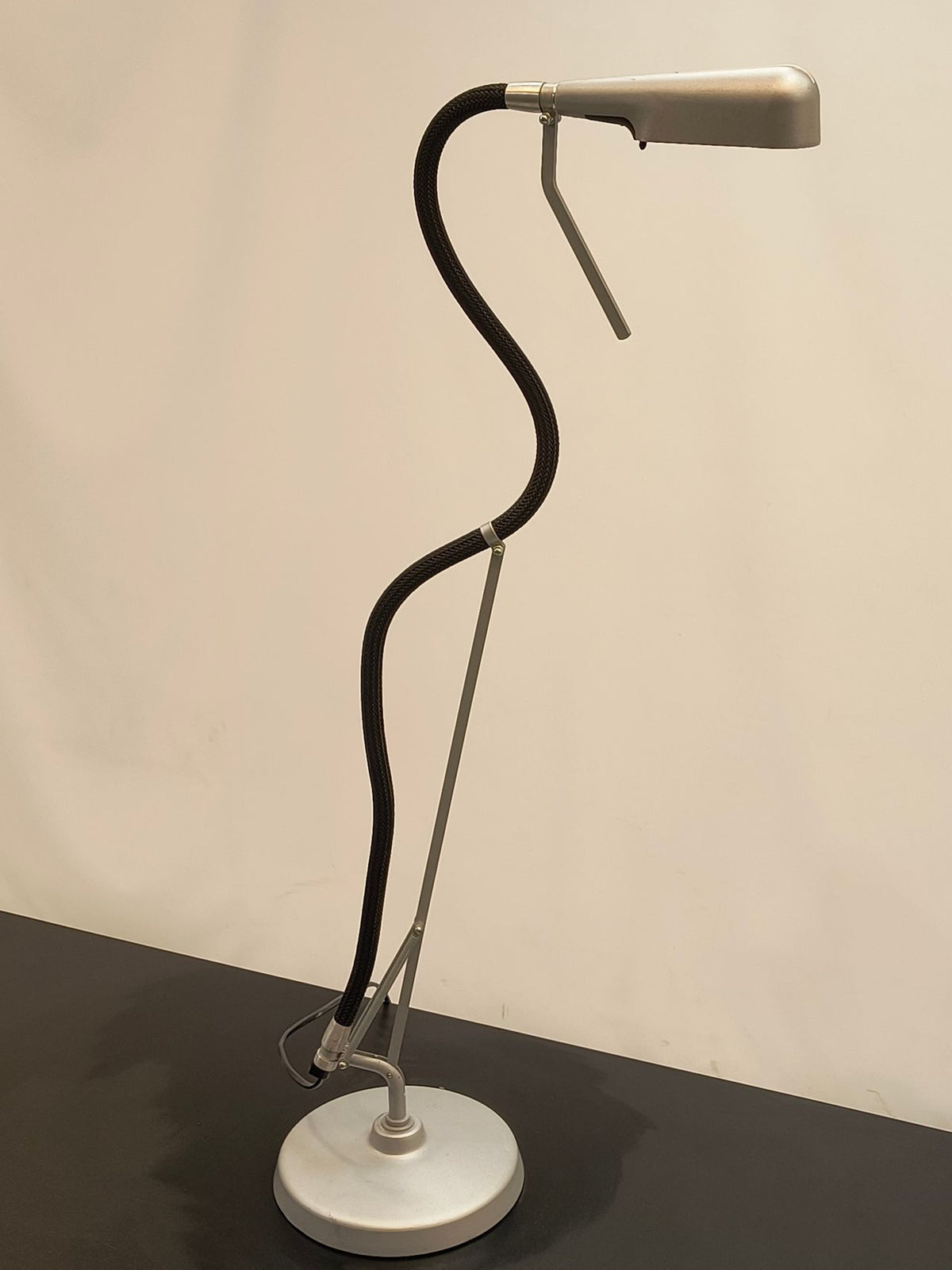 Luxo Arketto S bordlamper (40W, Grå)